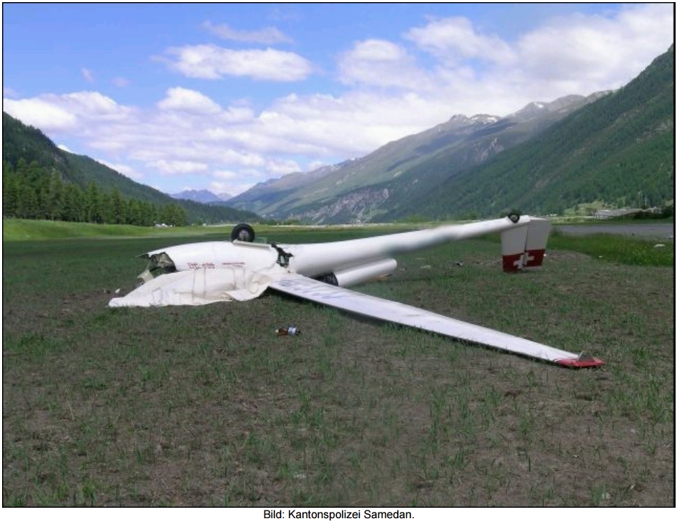 Absturz eines Segelflugzeugs - Foto: Kantonspolizei Samedan